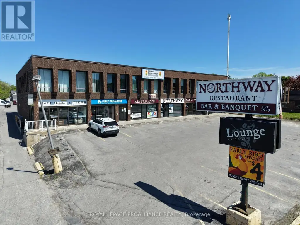 2 - 205 North Front Street, Belleville (Belleville Ward)